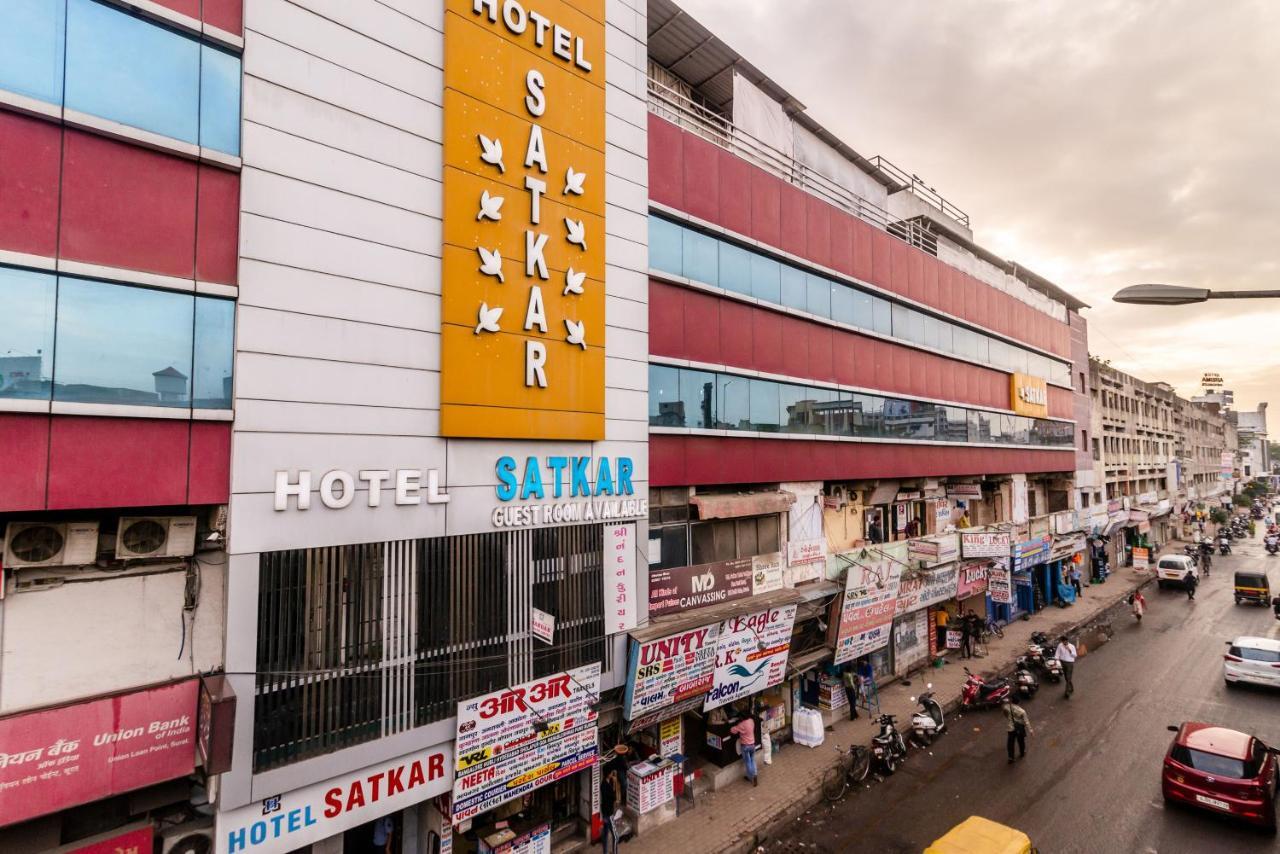 Hotel Satkar Súrat Exteriér fotografie