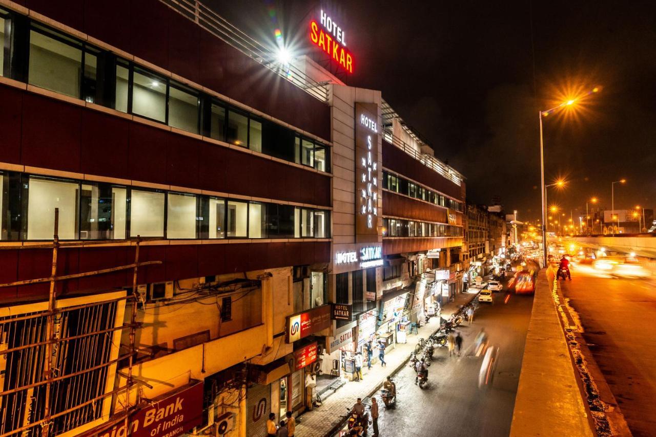 Hotel Satkar Súrat Exteriér fotografie